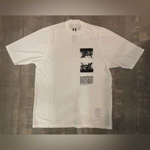 Rick Owens DRKSHDW


oversized Wagner print T-shirt




White chalk